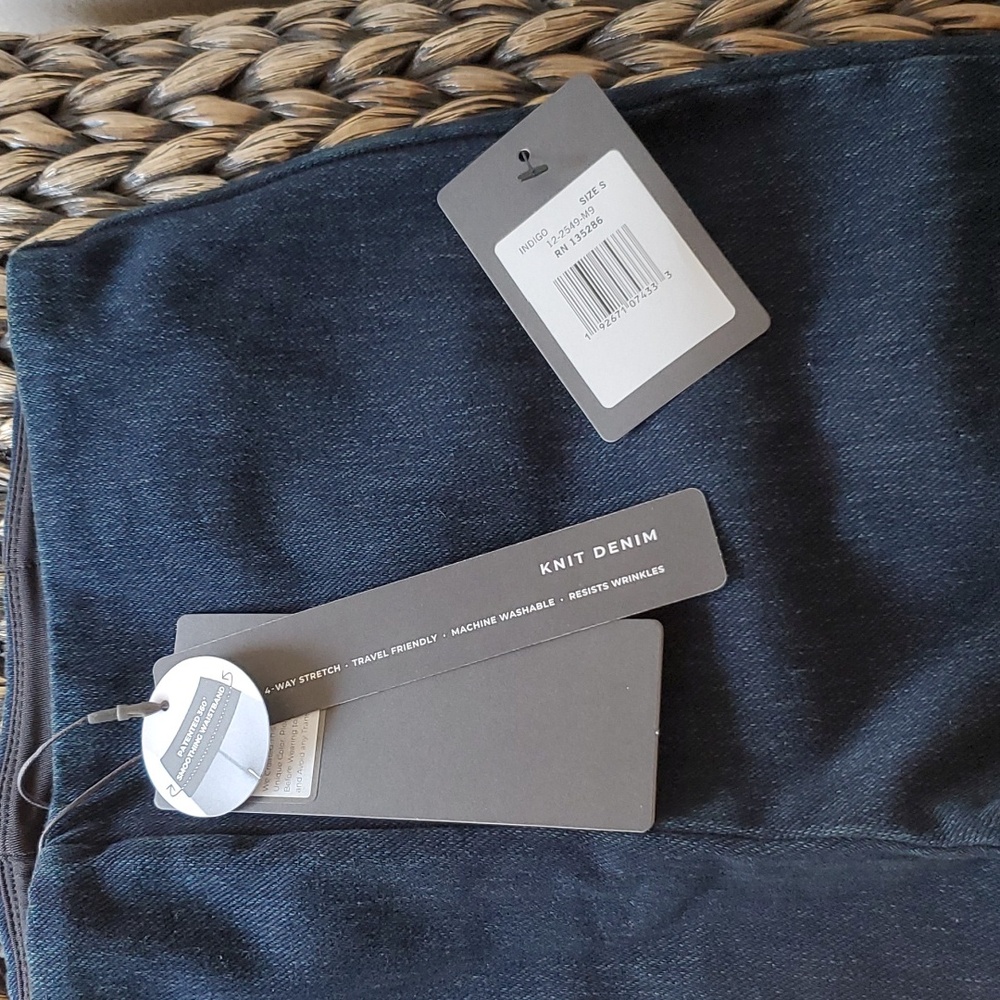 Lysse - Dark Blue Denim Pants - Picture 2 of 4